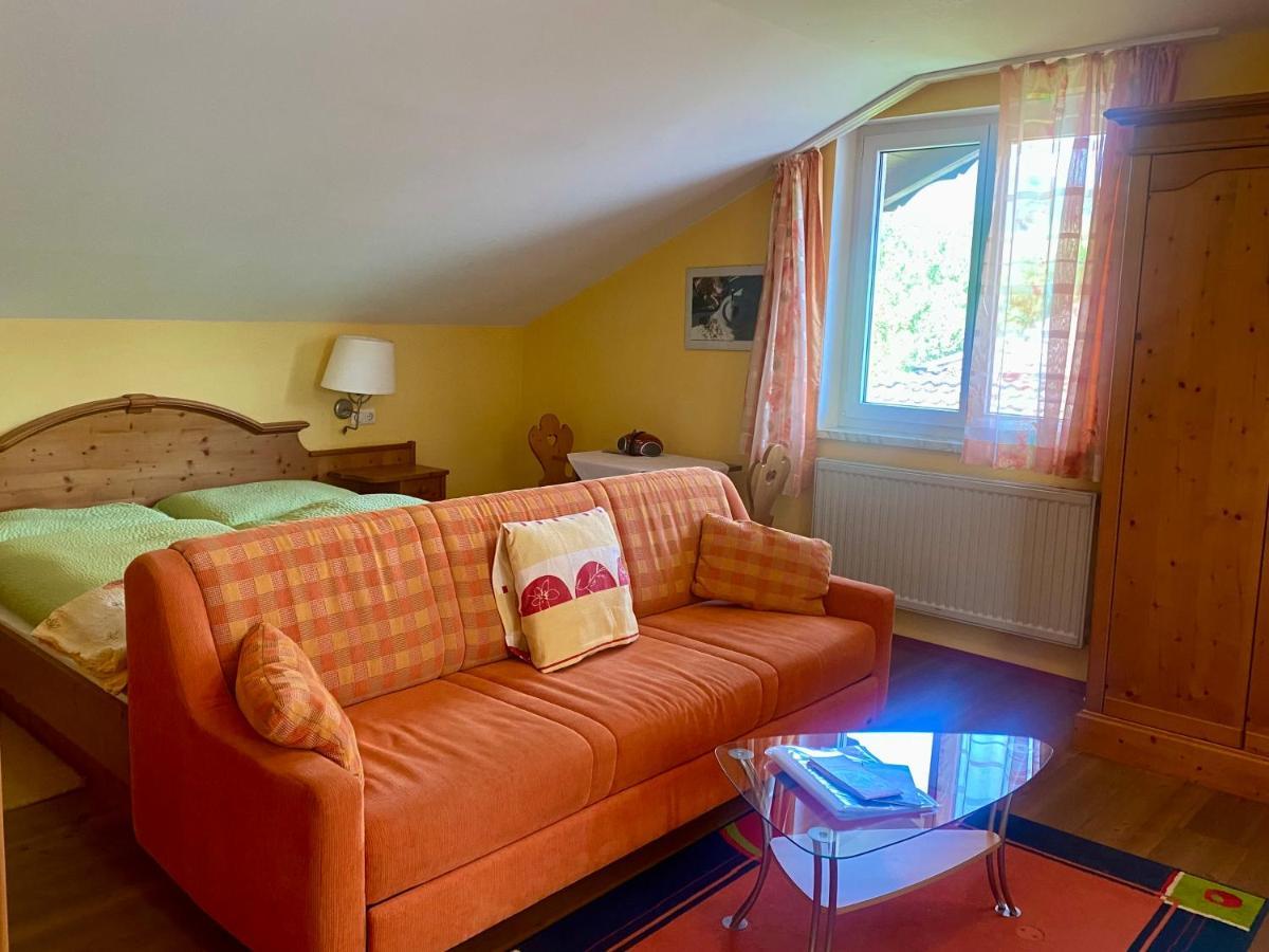 Hotel Wirtshausbrennerei Krenn Yspertal Zimmer foto